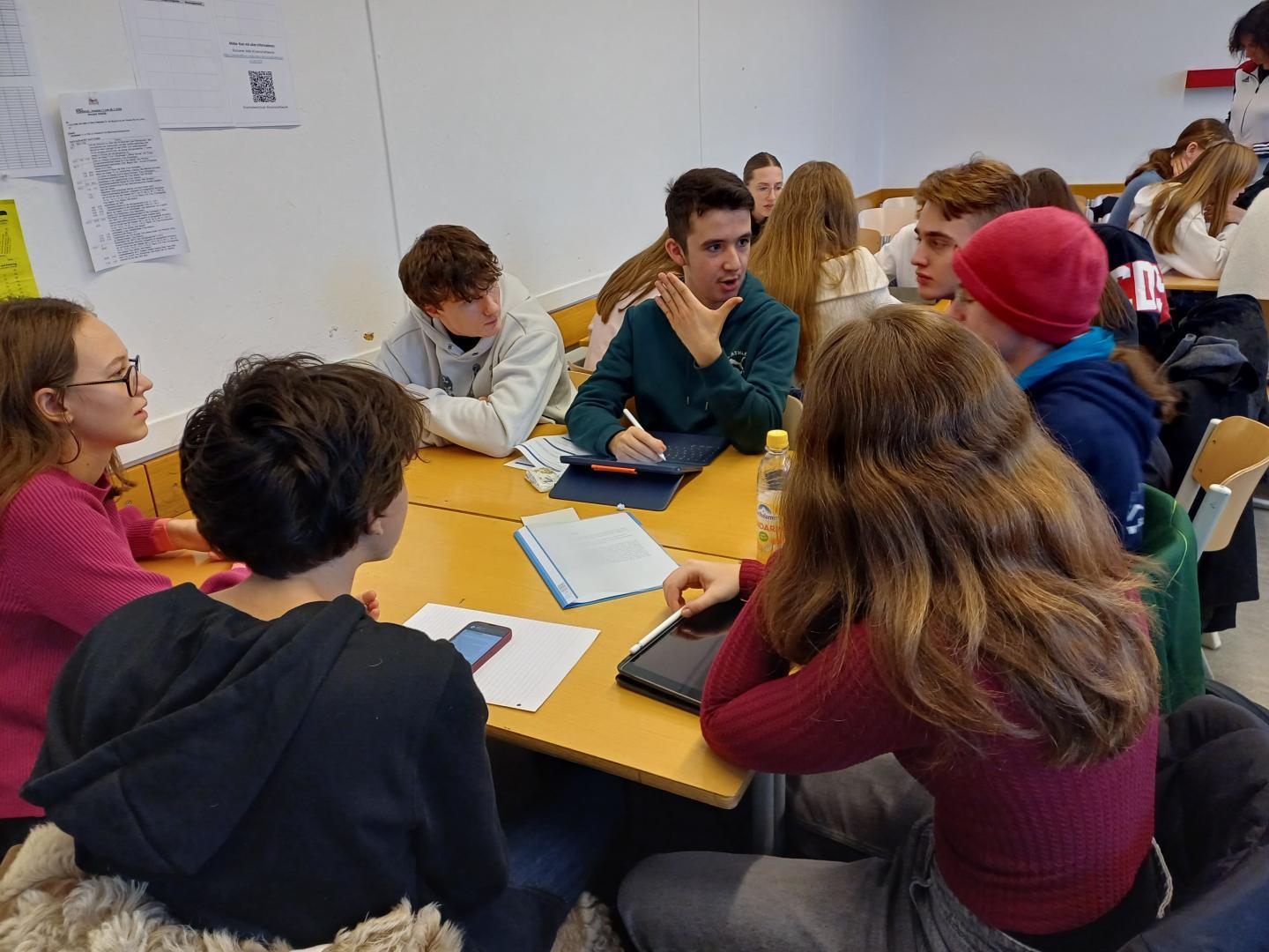 „Politischer und gesellschaftlicher Konsens. Konflikte und Konfliktlösungsstrategien – in der Antike und heute?“ vom 03.12. – 08.12.2025 am Wittelsbacher-Gymnasium in München - Bilder 1